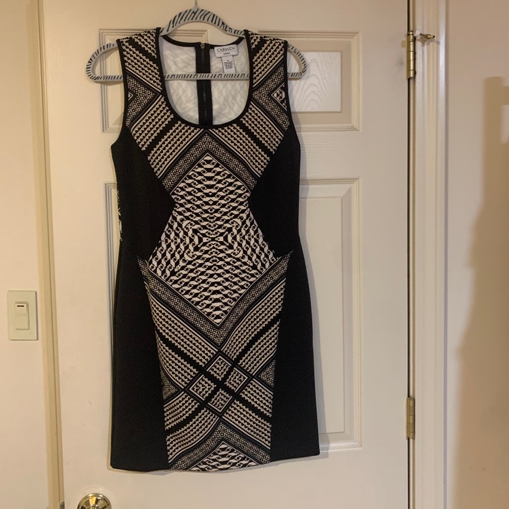 Carmen Marc Valvo Black/Tan Print Sleeveless Dress sz M